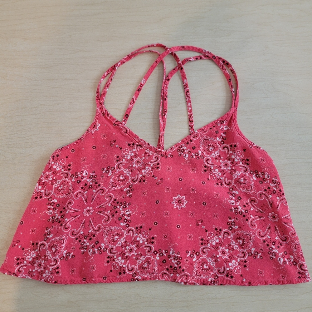 Hollister Paisley Bandana Print Cropped Camisole Light Red Small